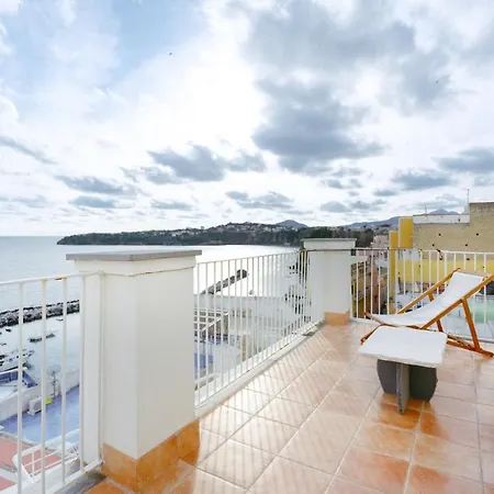 Appartamento Torretta Corricella- Punta Pizzaco Procida