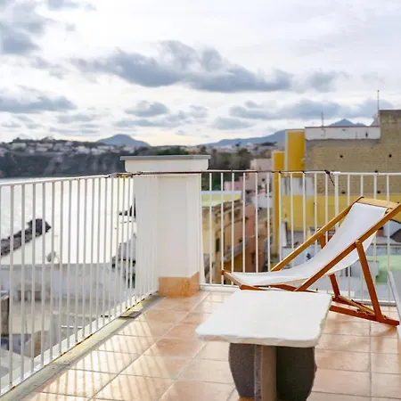 Appartement Torretta Corricella- Punta Pizzaco Procida